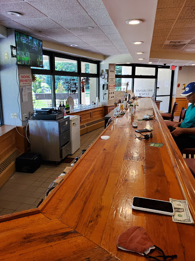 American Restaurant «Trio Restaurant», reviews and photos, 700 Patchogue-Holbrook Rd, Holbrook, NY 11741, USA