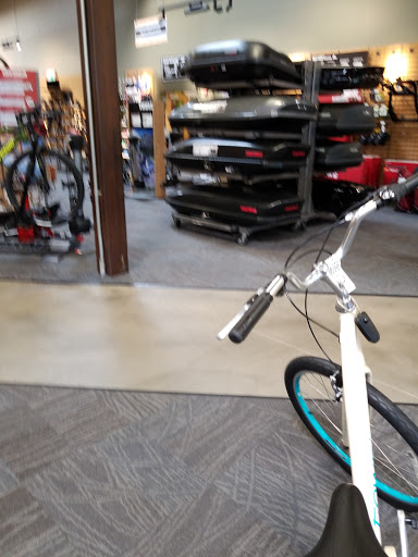 Camping Store «REI», reviews and photos, 11950 Grand Commons Ave, Fairfax, VA 22030, USA