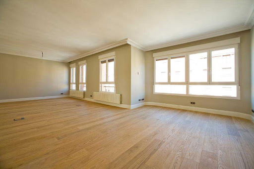 puertas automaticas Parquets Parkay en Mutilva