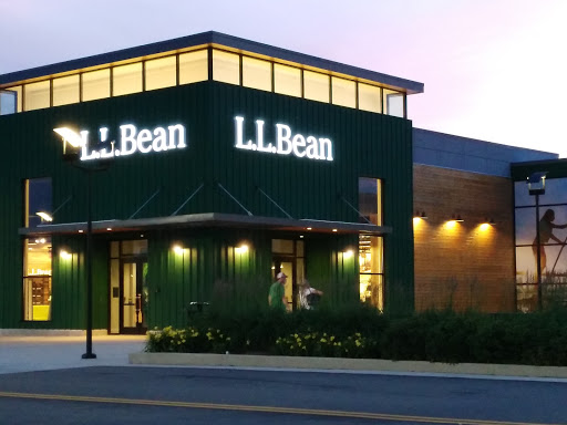 Shopping Mall «Lynnhaven Mall», reviews and photos, 701 Lynnhaven Pkwy, Virginia Beach, VA 23452, USA