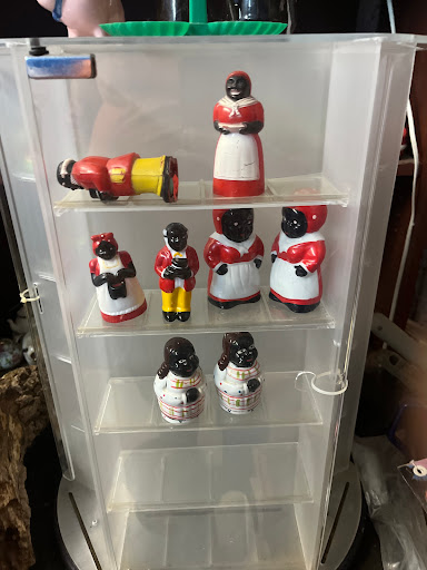 Flea Market «Dixie 400 Flea Market», reviews and photos, 4750 Settingdown Cir, Cumming, GA 30028, USA