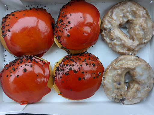 Bakery «Krispy Kreme Doughnuts», reviews and photos, 960 Patton Ave, Asheville, NC 28806, USA