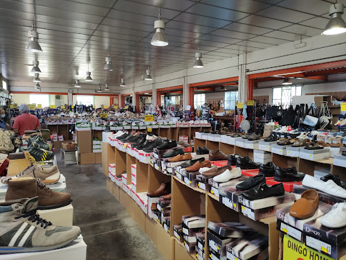 Magasin de vêtements Manufacture de Chaussures Varoise (M.C.V.) Flayosc