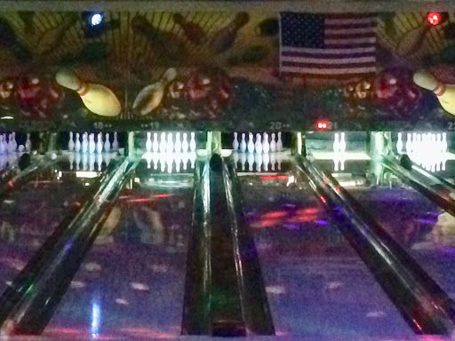 Bowling Alley «Ten Pin Strike & Spare Family Fun Center», reviews and photos, 200 Ten Pin Ln, Louisville, KY 40207, USA