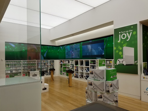 Computer Store «Microsoft Store - NorthPark Center», reviews and photos, 8687 N Central Expy #1612, Dallas, TX 75225, USA