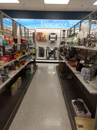 Clothing Store «Ross Dress for Less», reviews and photos, 15694 N Frank Lloyd Wright Blvd, Scottsdale, AZ 85260, USA