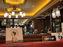 Atmosphère du Café Eiffel Café à Paris - n°13