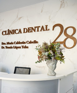 CLÍNICA DENTAL Y ESTÉTICA 28 Ctra. de Carmona, 28, 41008 Sevilla, España