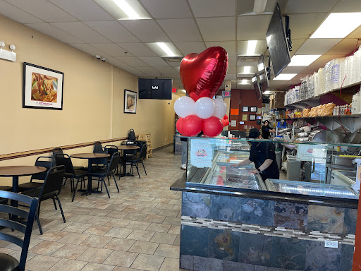 La Michoacana Ice Cream Shop, 3032 S Cicero Ave, Cicero, IL 60804, USA, 