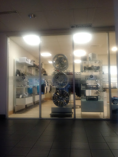 BMW Dealer «BMW of Devon», reviews and photos, 20 W Lancaster Ave, Devon, PA 19333, USA
