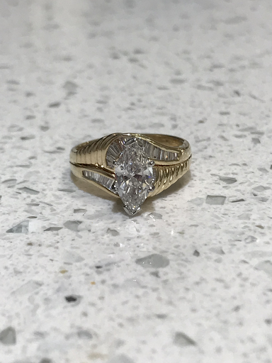 Jeweler «Cottage Hill Diamonds», reviews and photos, 125 N York St, Elmhurst, IL 60126, USA