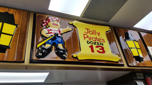 Donut Shop «Jolly Pirate Donuts», reviews and photos, 175 S 30th St, Newark, OH 43055, USA