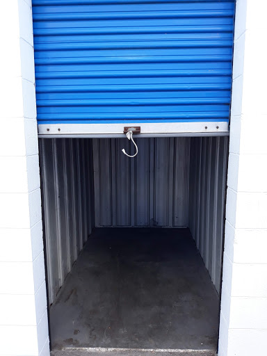 Self-Storage Facility «Sentry Self Storage - Tampa», reviews and photos, 4901 E Adamo Dr, Tampa, FL 33605, USA