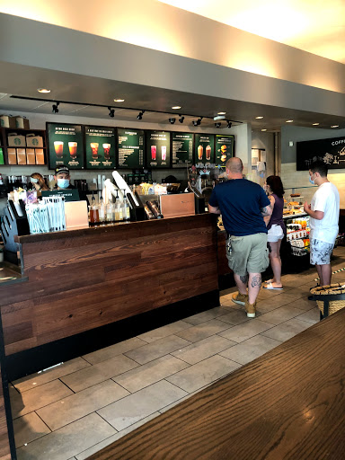 Coffee Shop «Starbucks», reviews and photos, 796 5th Ave S, Naples, FL 34102, USA