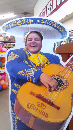 Grocery Store «Sav-Mor Foods», reviews and photos, 14001 Lakeridge Cir, Magalia, CA 95954, USA