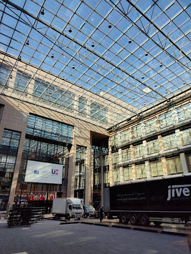 Beoordelingen van Justus-Lipsiusgebouw in Brussel - Reisbureau