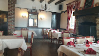 Atmosphère du Restaurant Auberge du Bois Vert à Flines-lez-Raches - n°4