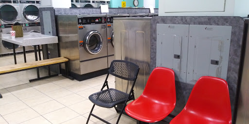 Laundromat «Bluewater Laundromat», reviews and photos, 104 W Corral St, South Padre Island, TX 78597, USA