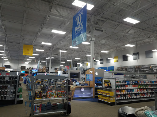 Electronics Store «Best Buy», reviews and photos, 1100-1300 N Galleria Dr, Middletown, NY 10941, USA