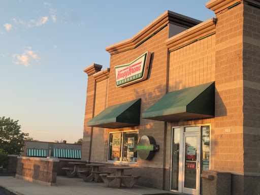 Bakery «Krispy Kreme Doughnuts», reviews and photos, 2900 S 108th St, Milwaukee, WI 53227, USA