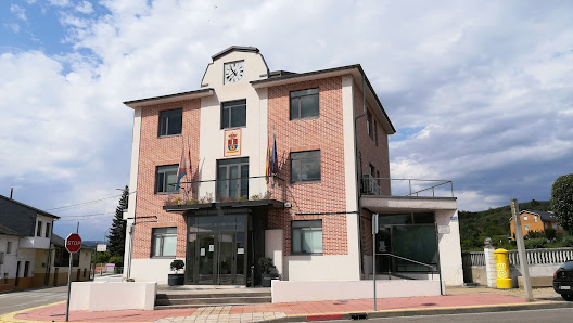 Ayuntamiento de Cubillos del Sil Pl. Gral. Gómez Núñez, 0 S/N, 24492 Cubillos del Sil, León, España
