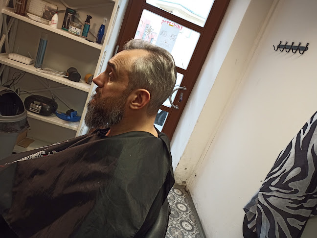 Jouini Barber Shop - Holičství