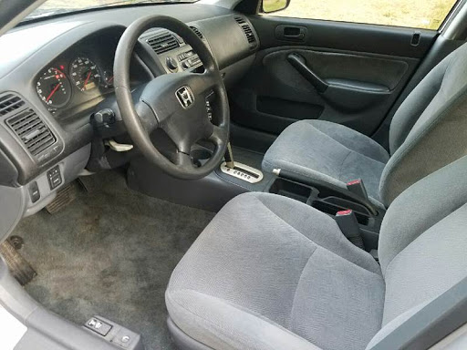 Used Car Dealer «Showcase Auto & Truck at Swansea», reviews and photos, 2113 Grand Army of the Republic Hwy, Swansea, MA 02777, USA