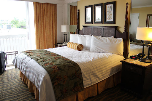 Dry Cleaner «Monterey Cleaners», reviews and photos, 1965 S Alma School Rd # 1, Chandler, AZ 85286, USA