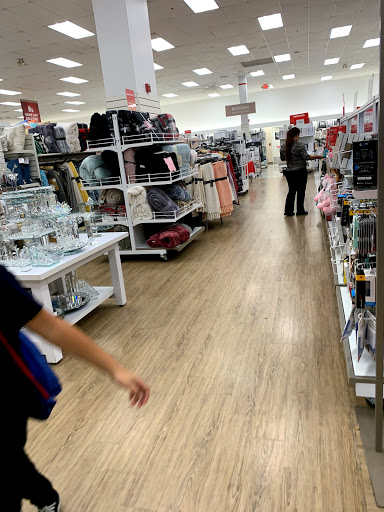 Department Store «Marshalls and HomeGoods», reviews and photos, 11251 NW 12th St, Miami, FL 33172, USA