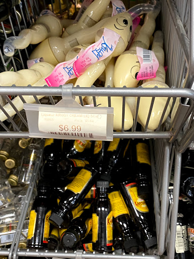 Liquor Store «T Brothers Liquor Lodge», reviews and photos, 417 Plum St SE, Olympia, WA 98506, USA