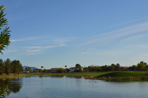 Golf Course «Greenfield Lakes Golf Course», reviews and photos, 2484 E Warner Rd, Gilbert, AZ 85296, USA