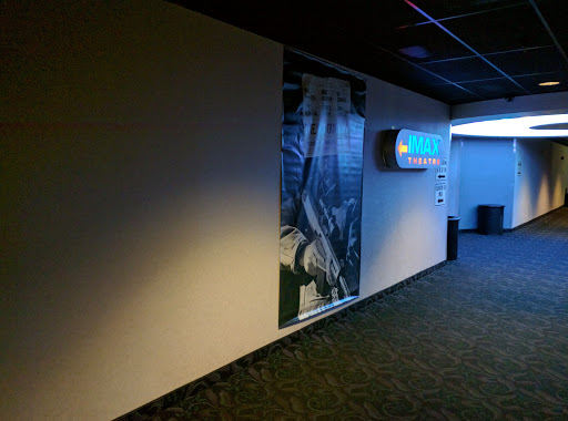 Movie Theater «Regal Cinemas Transit Center 18 & IMAX», reviews and photos, 6707 Transit Rd, Williamsville, NY 14221, USA