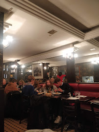 Atmosphère du Restaurant français Le Vin de Bellechasse à Paris - n°9