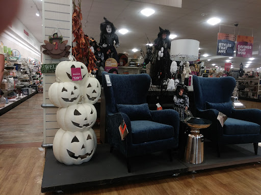 Department Store «HomeGoods», reviews and photos, 6661 Falls of Neuse Rd, Raleigh, NC 27615, USA