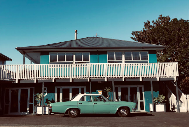 3 Long Street, Raglan 3225, New Zealand