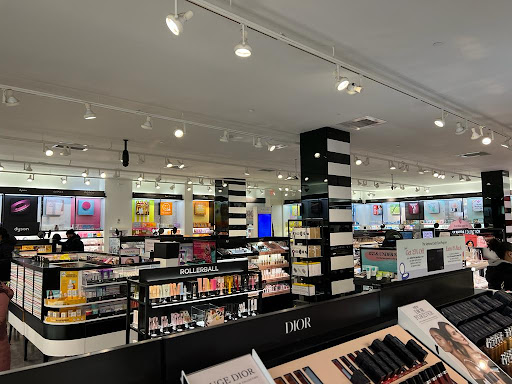 Cosmetics Store «SEPHORA», reviews and photos, 30 Mall Dr W, Jersey City, NJ 07310, USA