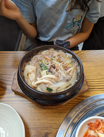 Fondue chinoise du Restaurant coréen Shinla Galbi à Serris - n°3