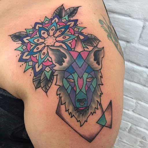 Tattoo Shop «Savannah Ink Tattoo», reviews and photos, 119 Jefferson St, Savannah, GA 31401, USA