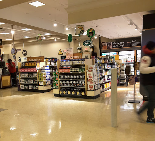 Grocery Store «Giant Food Stores», reviews and photos, 550 Lancaster Ave, St Davids, PA 19087, USA