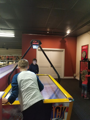 Club «Orleans Bowling Center Inc», reviews and photos, 191 MA-6A, Orleans, MA 02653, USA