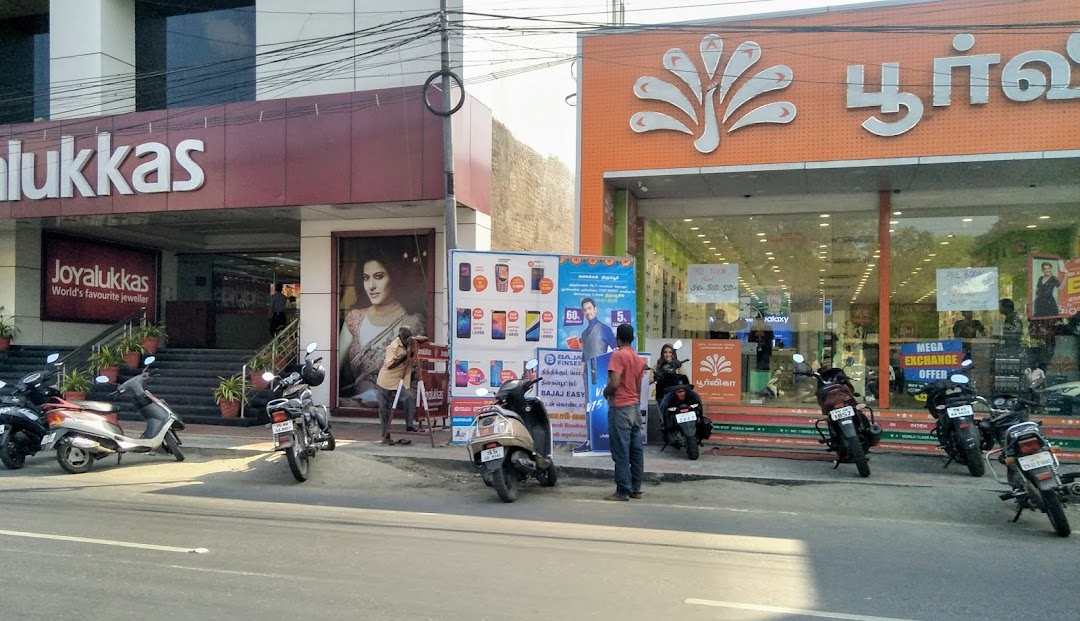 Poorvika Mobiles ( Tiruppur - Opp to Town hall Bus Stop )