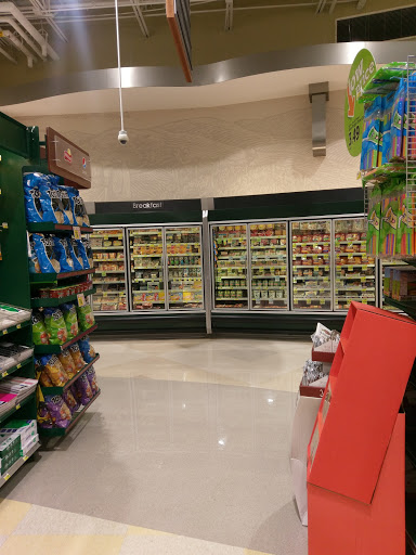 Grocery Store «Harris Teeter», reviews and photos, 3501 Oleander Dr, Wilmington, NC 28403, USA