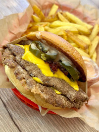Cheeseburger du Restaurant de hamburgers Jumbo's à Paris - n°1