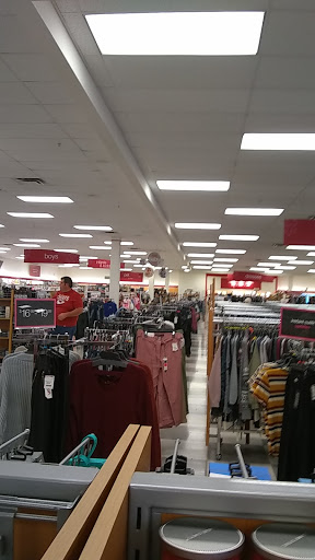 Department Store «T.J. Maxx», reviews and photos, 8510 N Evanston Ave, Kansas City, MO 64157, USA
