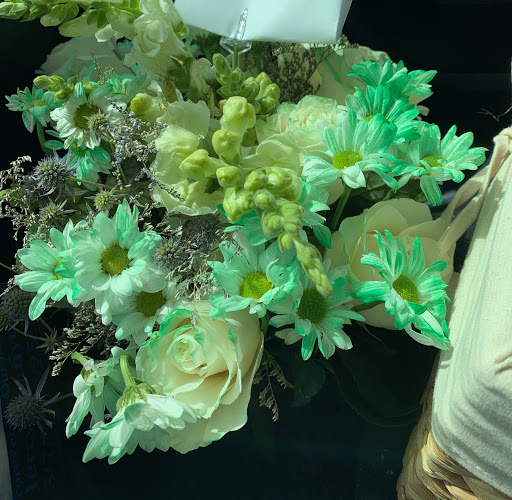 Florist «Cherryland Flowers», reviews and photos, 17 E Lewelling Blvd, San Lorenzo, CA 94580, USA