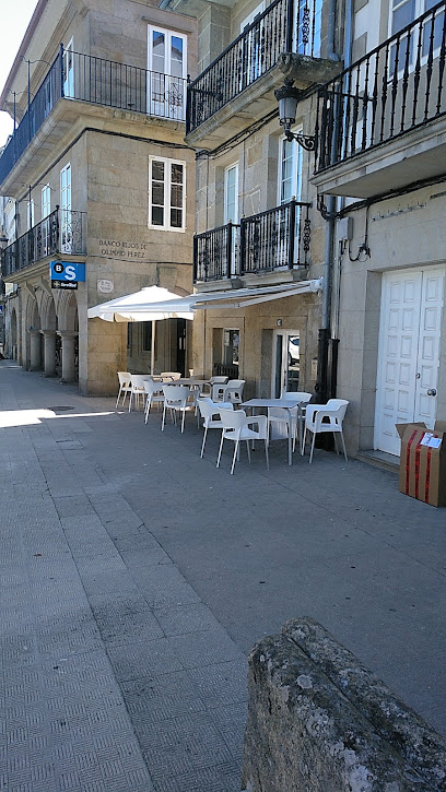 Bar Tousiño - Av. Castelao, 17, 15250 Muros, A Coruña, Spain