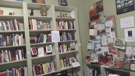 Book Store «Dog Ears Bookstore», reviews and photos, 688 Abbott Rd, Buffalo, NY 14220, USA