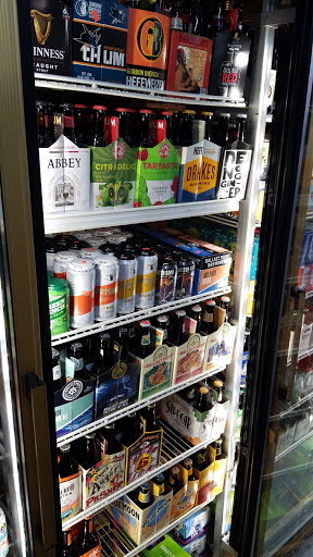 Grocery Store «La Riviera Market and Spirits», reviews and photos, 9331 La Riviera Dr, Sacramento, CA 95826, USA