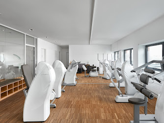 LIFE - Swiss Health Club