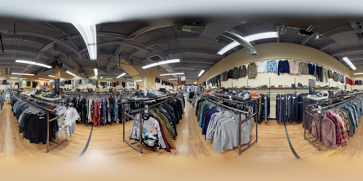 Used Clothing Store «Crossroads Trading Co.», reviews and photos, 128 NW 23rd Ave, Portland, OR 97210, USA